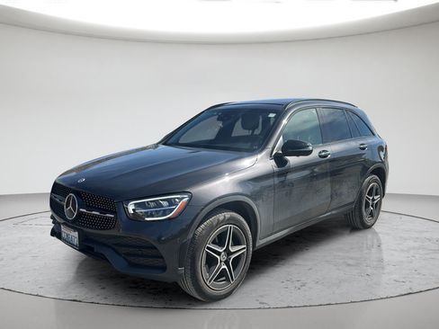 Used 2021 Mercedes-Benz GLC 300 4MATIC image 12
