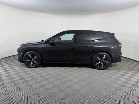 Used 2024 BMW iX xDrive50 w/ Premium Package AWD/4WD image 2