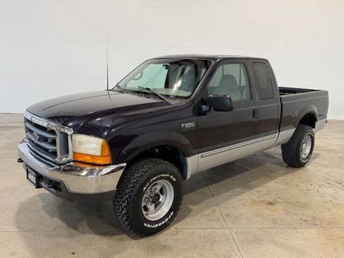 Used 1999 Ford F250 XLT AWD/4WD image 2