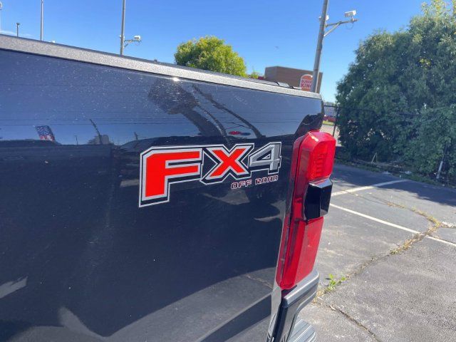 Used 2023 Ford F250 Lariat w/ Sport Appearance Package AWD/4WD image 16