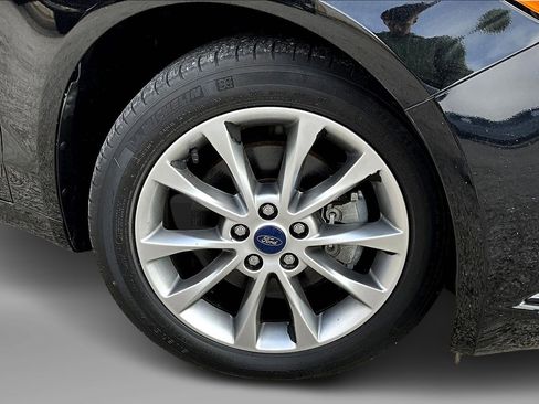 Used 2017 Ford Fusion S image 9