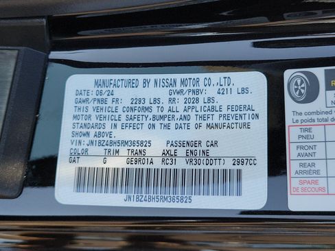 Used 2024 Nissan Z Performance w/ Floor Mat Package RWD image 29