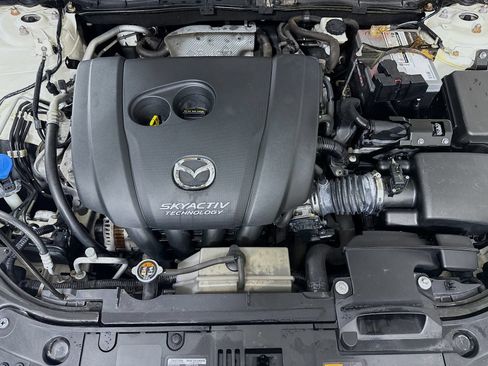 Used 2018 MAZDA MAZDA3 Grand Touring w/ Premium Equipment Package FWD image 29