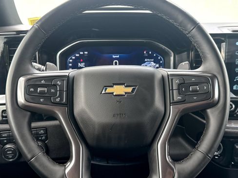 Certified 2024 Chevrolet Silverado 1500 High Country w/ Technology Package AWD/4WD image 38