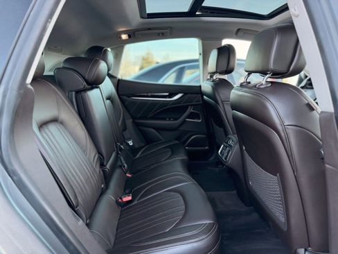 Used 2019 Maserati Levante Base image 26