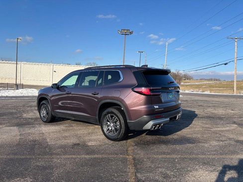 Certified 2025 GMC Acadia Elevation image 3