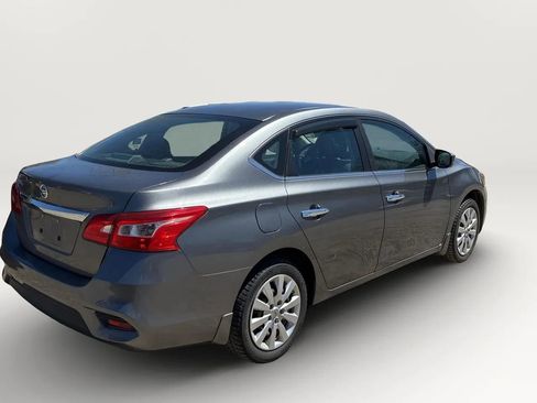 Used 2017 Nissan Sentra S FWD image 3