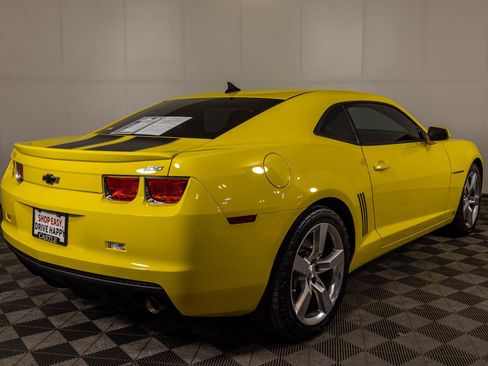 Used 2010 Chevrolet Camaro SS w/ RS Package RWD image 15