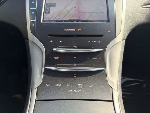 Used 2015 Lincoln MKZ AWD w/ Equipment Group 102A Reserve image 27