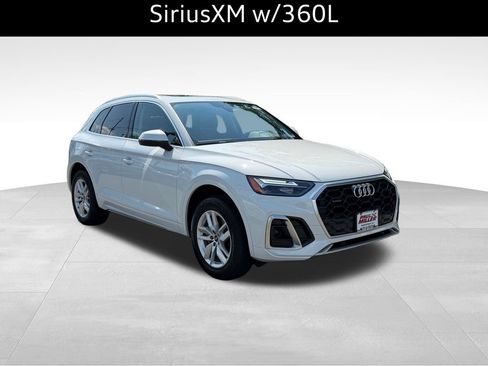 Used 2023 Audi Q5 2.0T Premium w/ Convenience Package AWD/4WD image 4