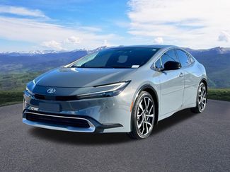 Used 2025 Toyota Prius Plug-In Hybrid video 1