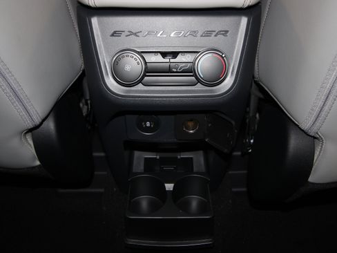 New 2026 Ford Explorer Active w/ Active Comfort Package image 25