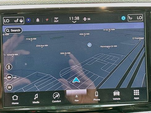Used 2024 Chrysler Pacifica Limited FWD image 20