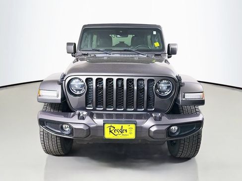 Used 2021 Jeep Wrangler Unlimited Sahara AWD/4WD image 2