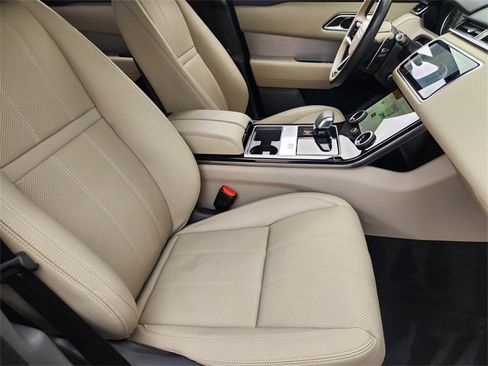 Used 2021 Land Rover Range Rover Velar R-Dynamic S image 14