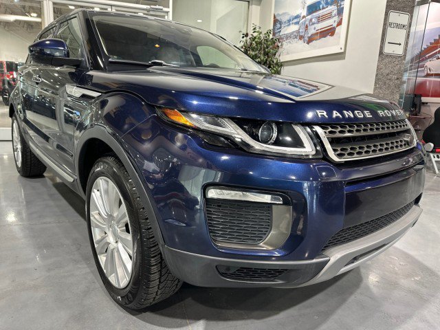 Used 2017 Land Rover Range Rover Evoque HSE AWD/4WD image 19