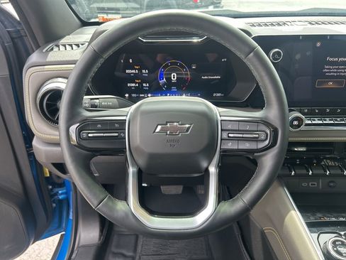 Used 2024 Chevrolet Colorado ZR2 w/ ZR2 Convenience Package III AWD/4WD image 26