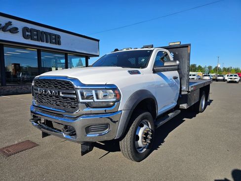 Used 2021 RAM 5500 Tradesman AWD/4WD image 2