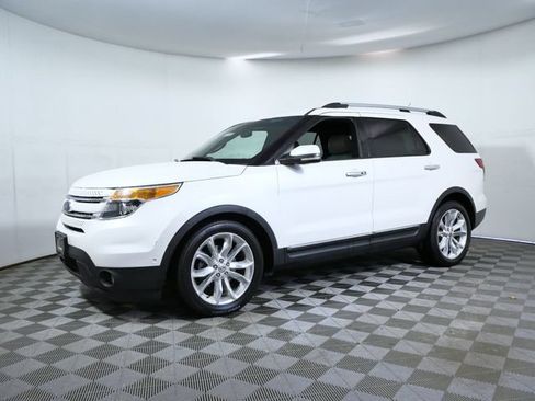 Used 2011 Ford Explorer Limited w/ 302A Rapid Spec Order Code FWD image 2