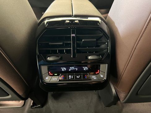 New 2026 BMW iX xDrive60 image 35