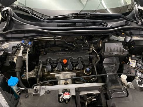 Used 2018 Honda HR-V LX image 12
