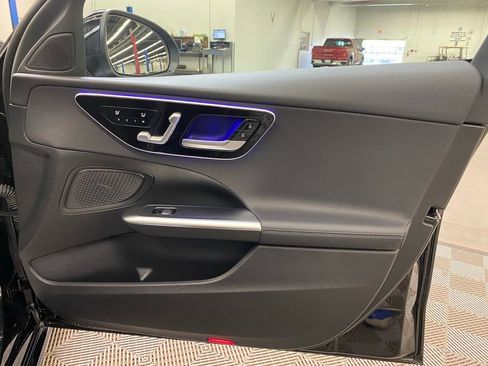 Used 2025 Mercedes-Benz C 300 Sedan image 18