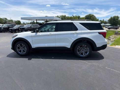 New 2026 Ford Explorer Active w/ Active Comfort Package AWD/4WD image 6