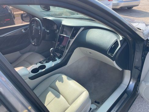 Used 2015 INFINITI Q50 Premium w/ Navigation Package image 9