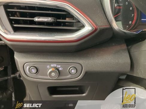 Used 2022 Chevrolet TrailBlazer RS FWD image 15