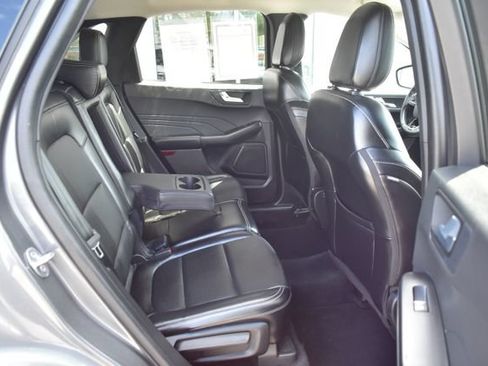 Used 2023 Ford Escape Platinum AWD/4WD image 41