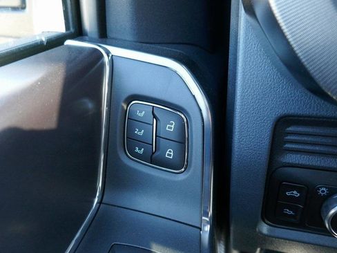 New 2026 Ford F350 Platinum w/ FX4 Off-Road Package image 16