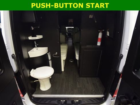 Used 2020 Mercedes-Benz Sprinter 3500 image 35