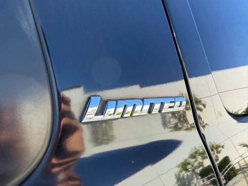 Used 2012 Toyota Sequoia Limited RWD image 12