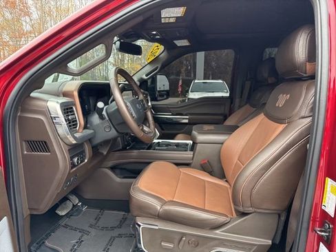 Used 2025 Ford F250 King Ranch w/ FX4 Off-Road Package image 9