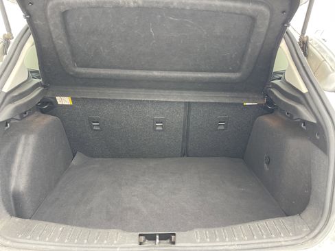 Used 2016 Ford Focus SE w/ Reverse Sensing Package image 10