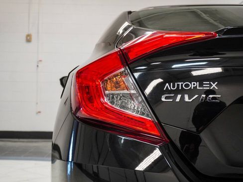 Used 2021 Honda Civic Sport image 37