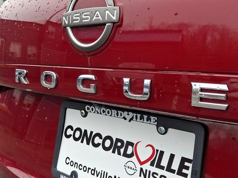 Certified 2023 Nissan Rogue SV AWD/4WD image 30
