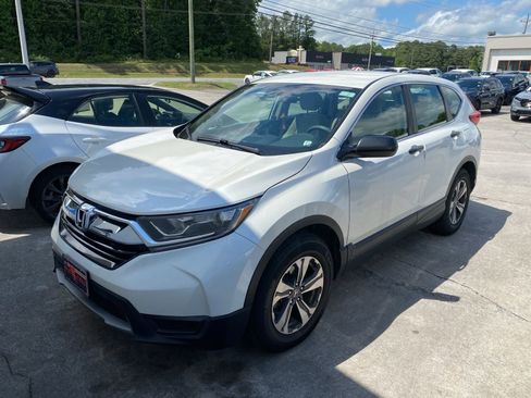 Used 2017 Honda CR-V LX image 1