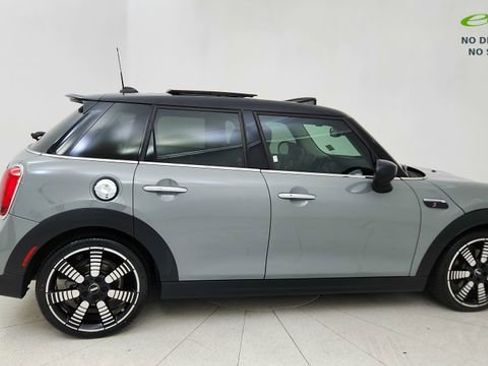 Used 2023 MINI Cooper S image 6