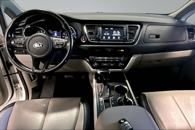 Used 2019 Kia Sedona EX FWD image 7