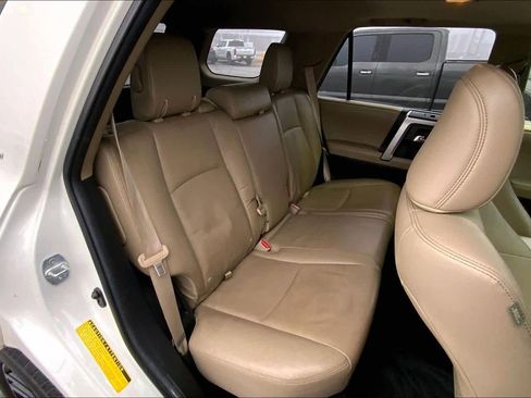 Used 2016 Toyota 4Runner Limited image 19