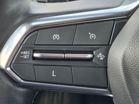 Used 2024 Chevrolet Traverse LT FWD image 23
