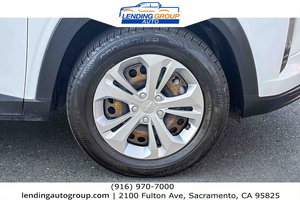 Used 2024 Chevrolet Trax LS FWD image 9