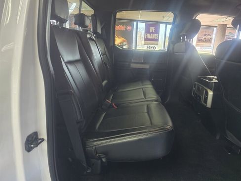 Used 2020 Ford F150 Lariat image 17