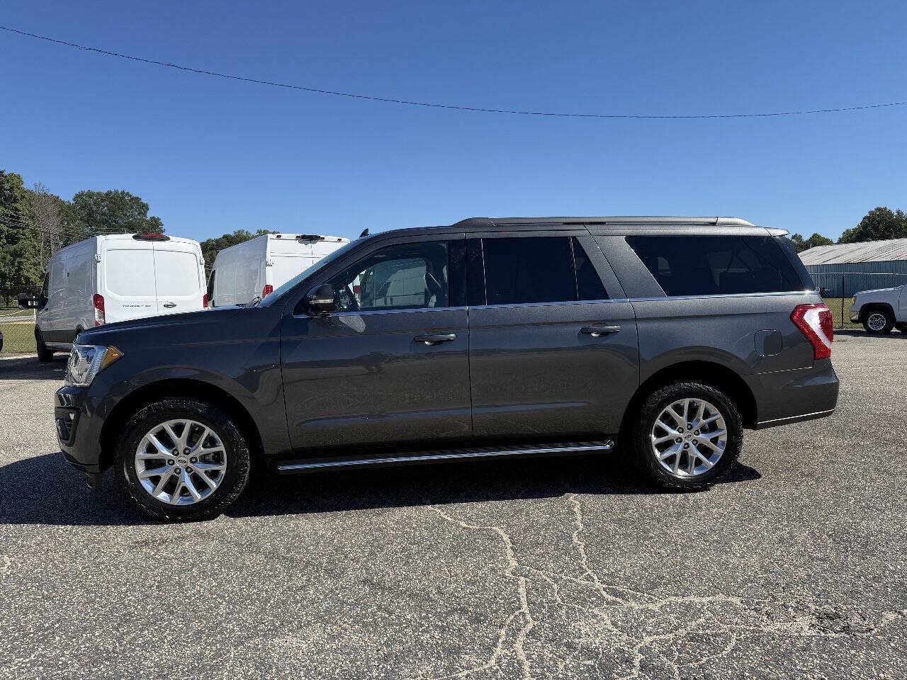 Used 2021 Ford Expedition Max XLT AWD/4WD image 31