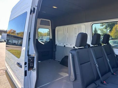 Used 2026 Mercedes-Benz Sprinter 2500 image 31