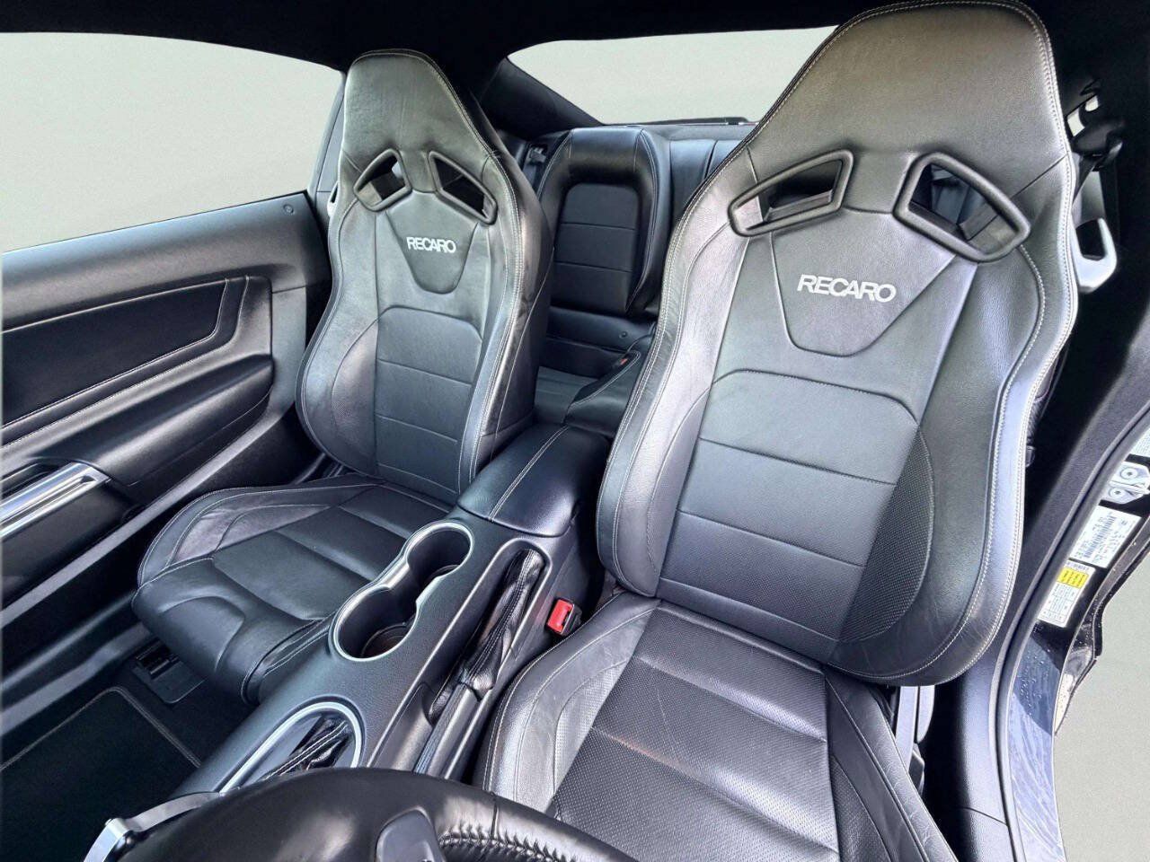 Used 2021 Ford Mustang GT Premium w/ GT Performance Package RWD image 14