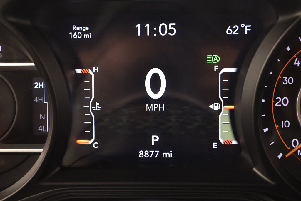 Used 2025 Jeep Wrangler Unlimited Sport AWD/4WD image 21