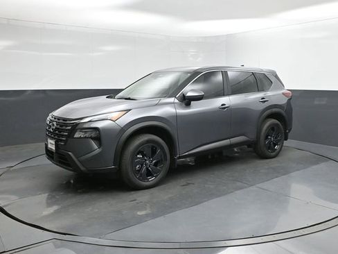 New 2026 Nissan Rogue SV image 30
