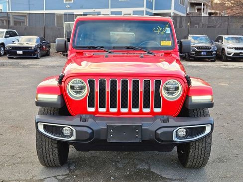 Used 2022 Jeep Wrangler Unlimited Sahara w/ Dual Top Group image 8